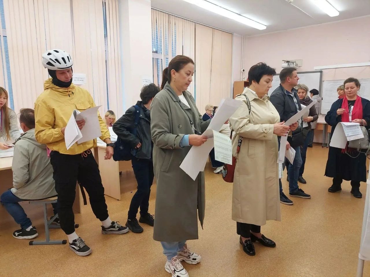 В Кудрово начались выборы в Госдуму и Заксобрание Ленобласти