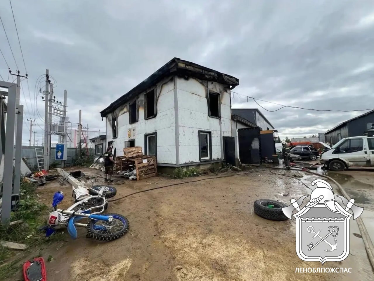 Пожар на автосервисе в Соржа-Старой: эвакуированы газовые баллоны