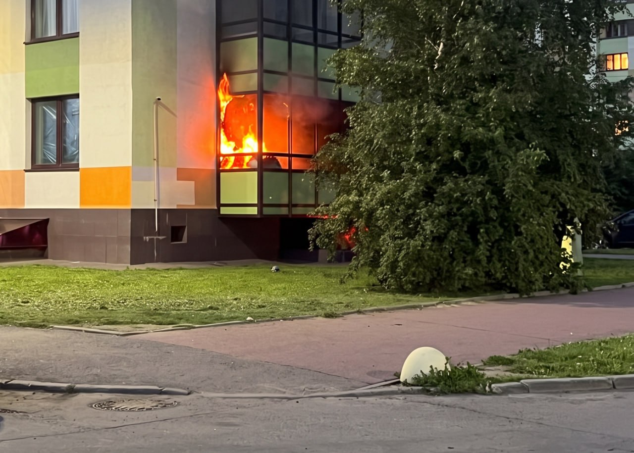На Центральной улице Кудрово произошел пожар в квартире