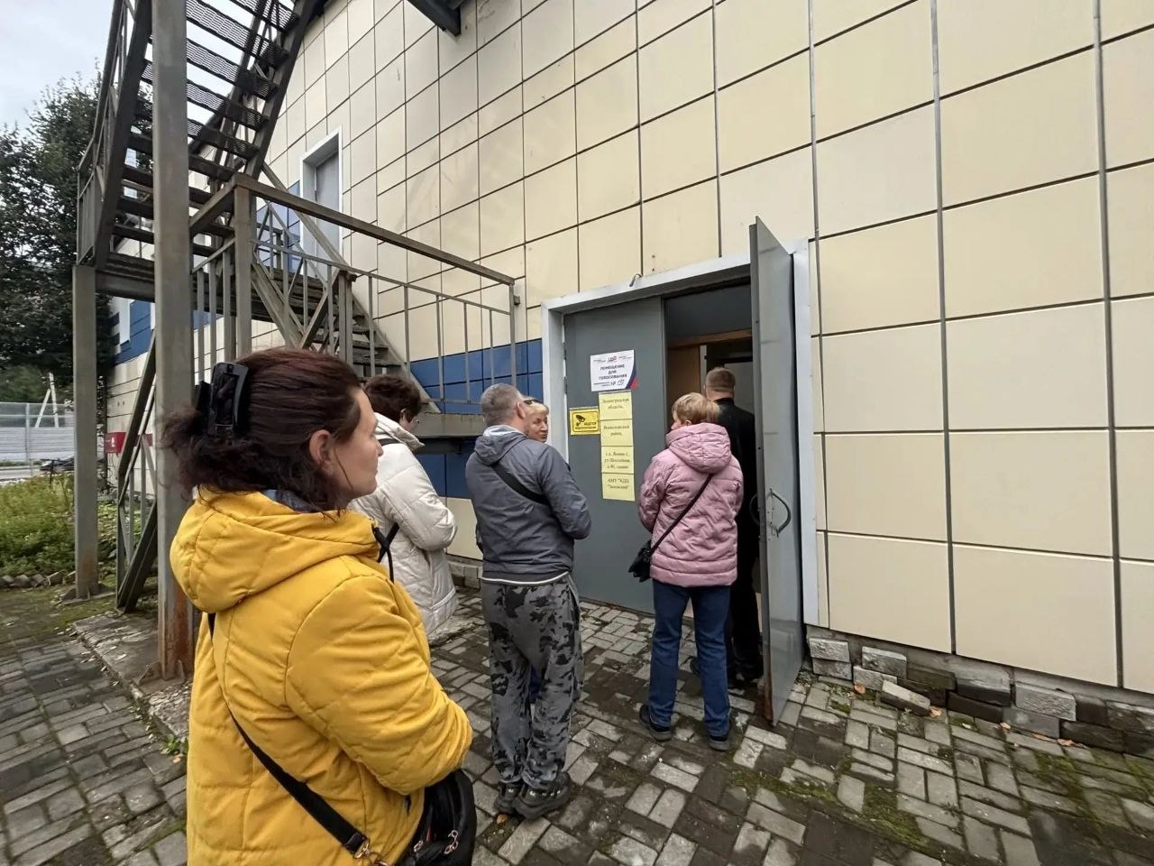 В Кудрово начались выборы в Госдуму и Заксобрание Ленобласти