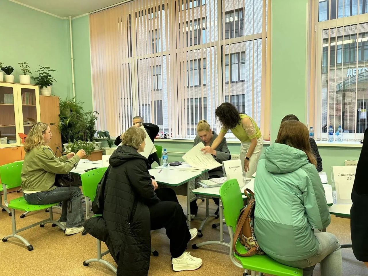 В Кудрово начались выборы в Госдуму и Заксобрание Ленобласти