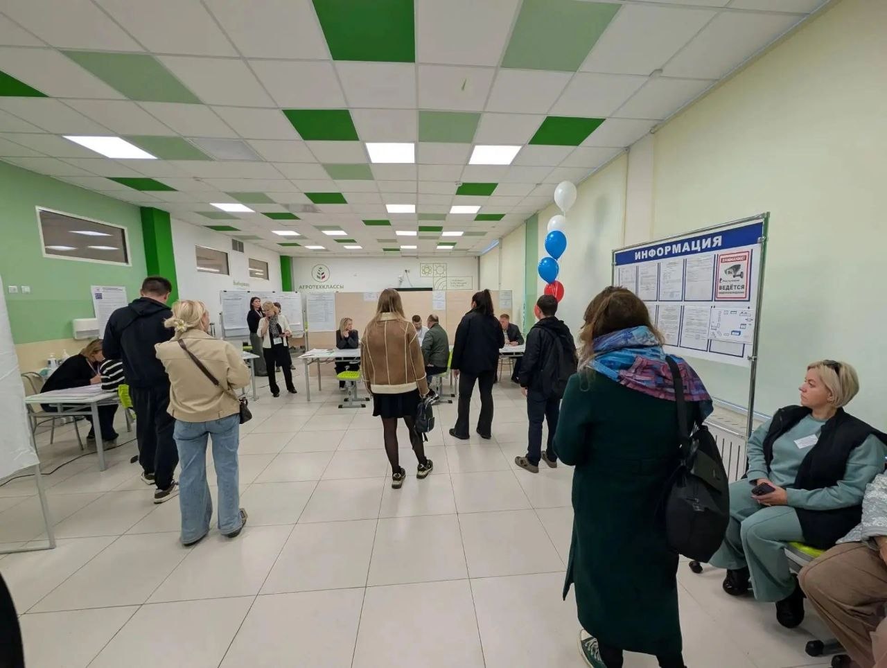 В Кудрово начались выборы в Госдуму и Заксобрание Ленобласти