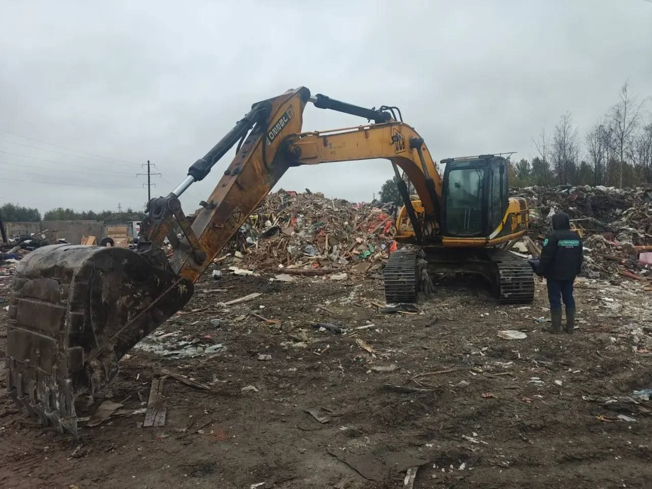 Рядом с Кудрово накрыли вторую нелегальную свалку